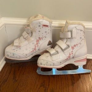 Softec  girls ice skate  size 13